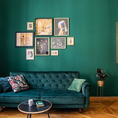 New Stylish 3 Suites Bedrooms Apt In Mala Strana - N2Nd Praga Exterior foto