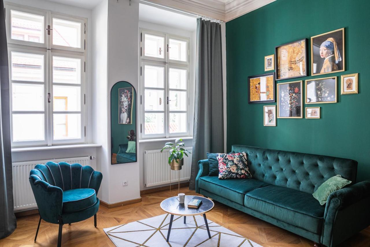 New Stylish 3 Suites Bedrooms Apt In Mala Strana - N2Nd Praga Exterior foto
