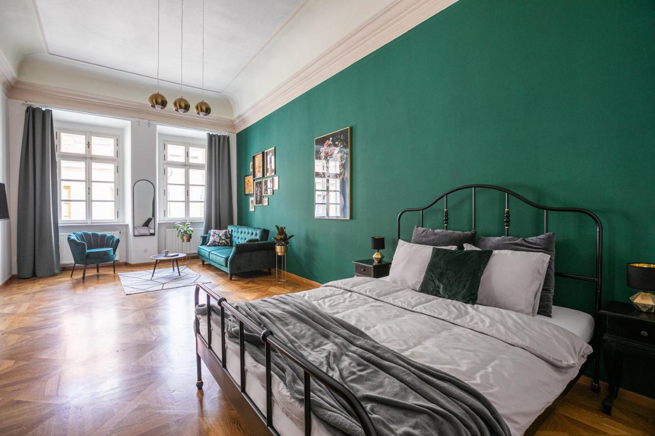 New Stylish 3 Suites Bedrooms Apt In Mala Strana - N2Nd Praga Exterior foto